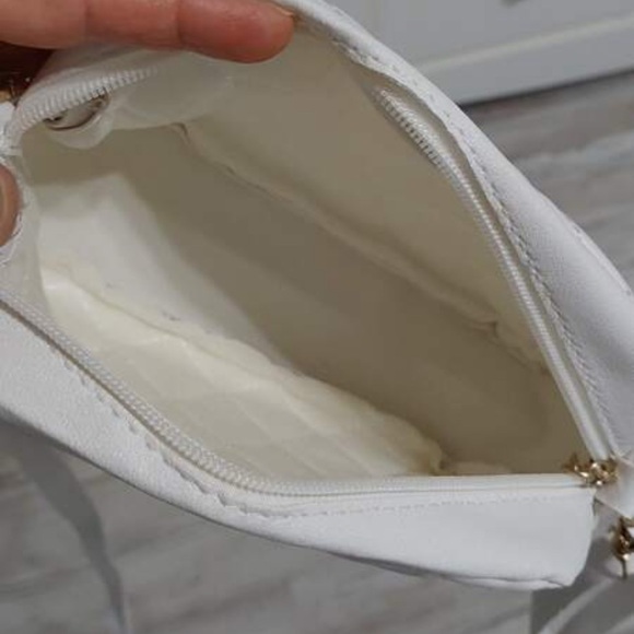 PURSES BUNDLE (6) - Picture 7 of 16